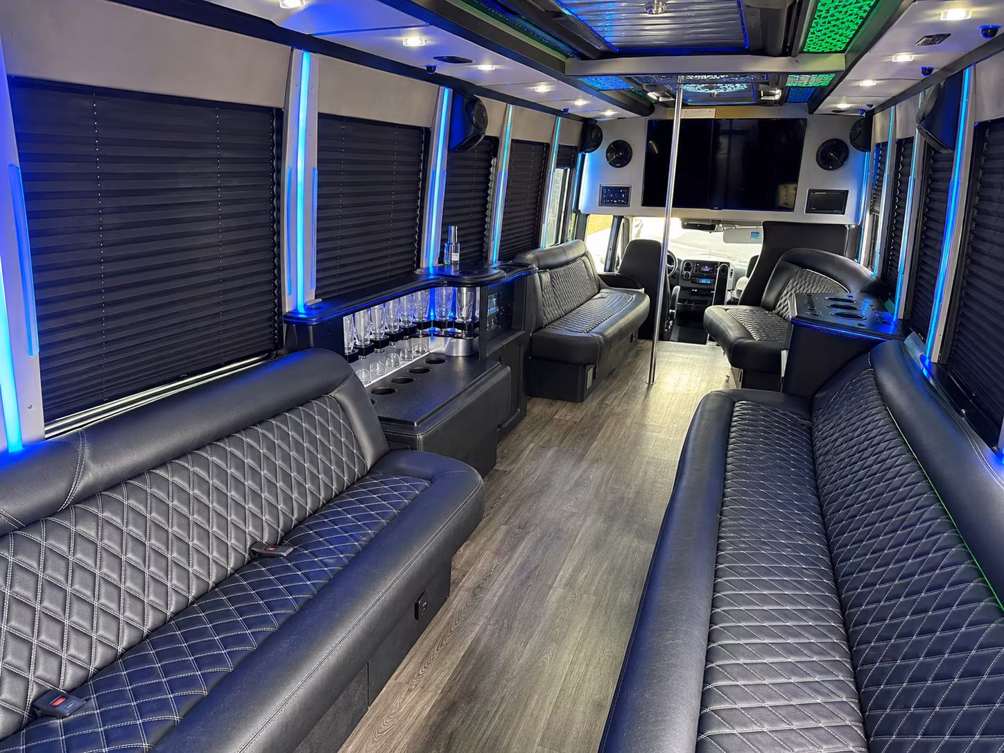 lancaster oxnard charter buses