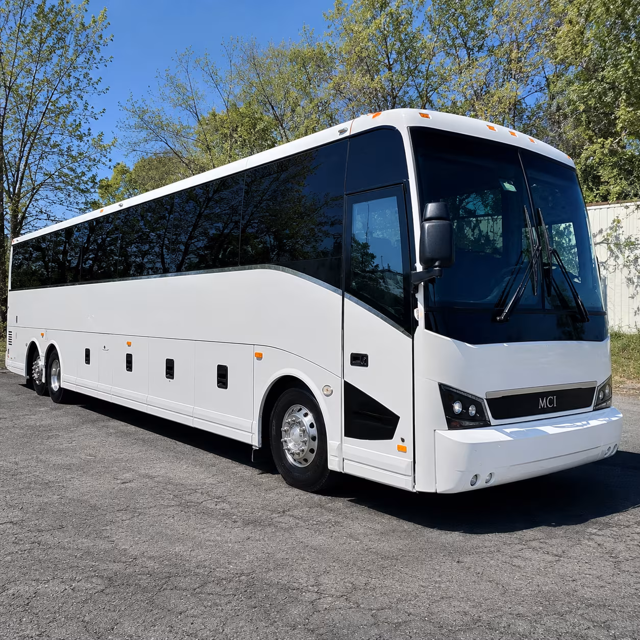 no matter the size of your oxnard corporate group there s a bus that fits