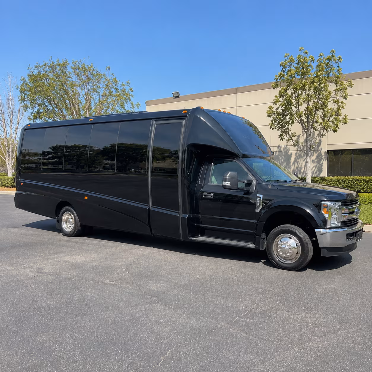 oxnard holiday party bus rental